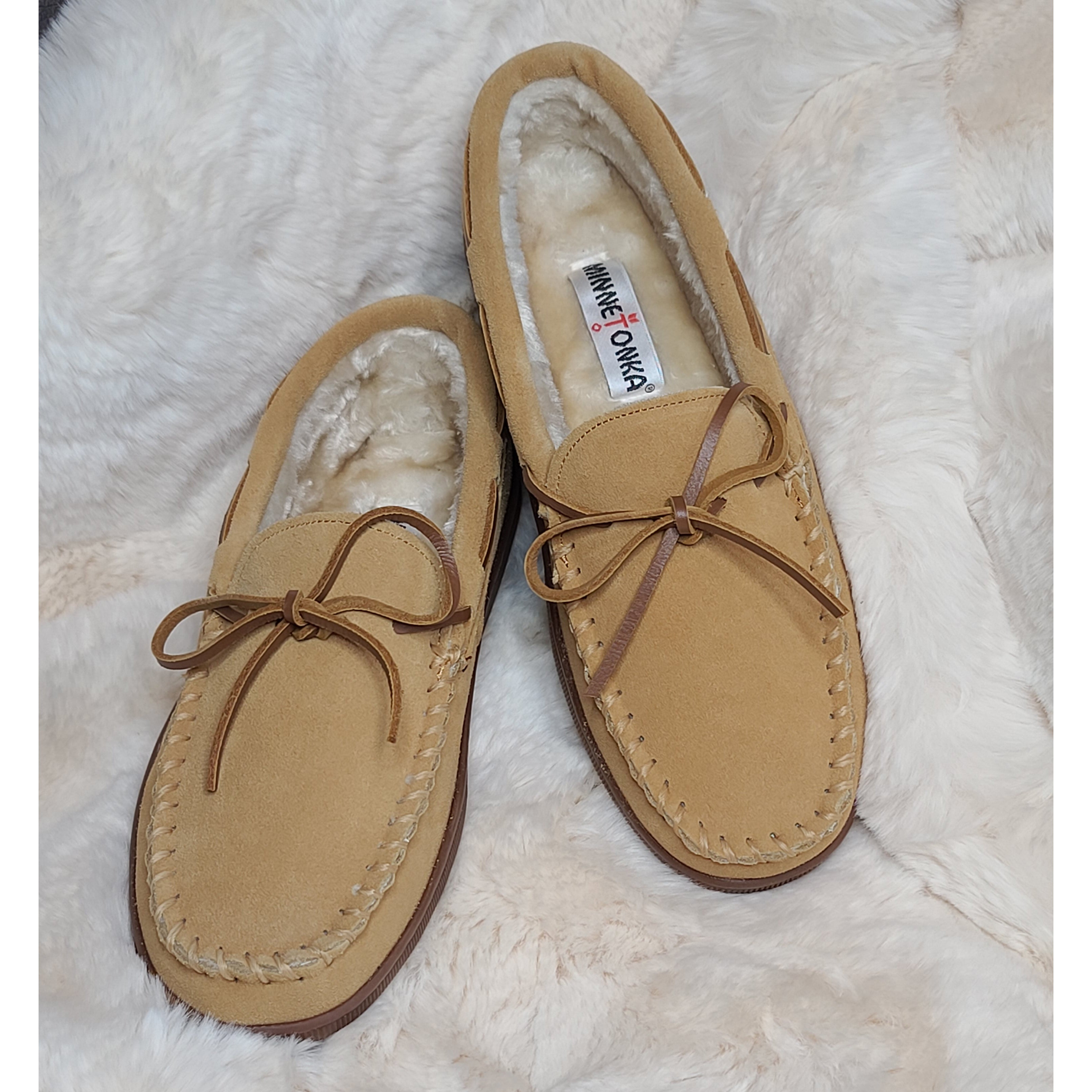 Minnetonka Tan Men s Slippers Western Edge Ltd