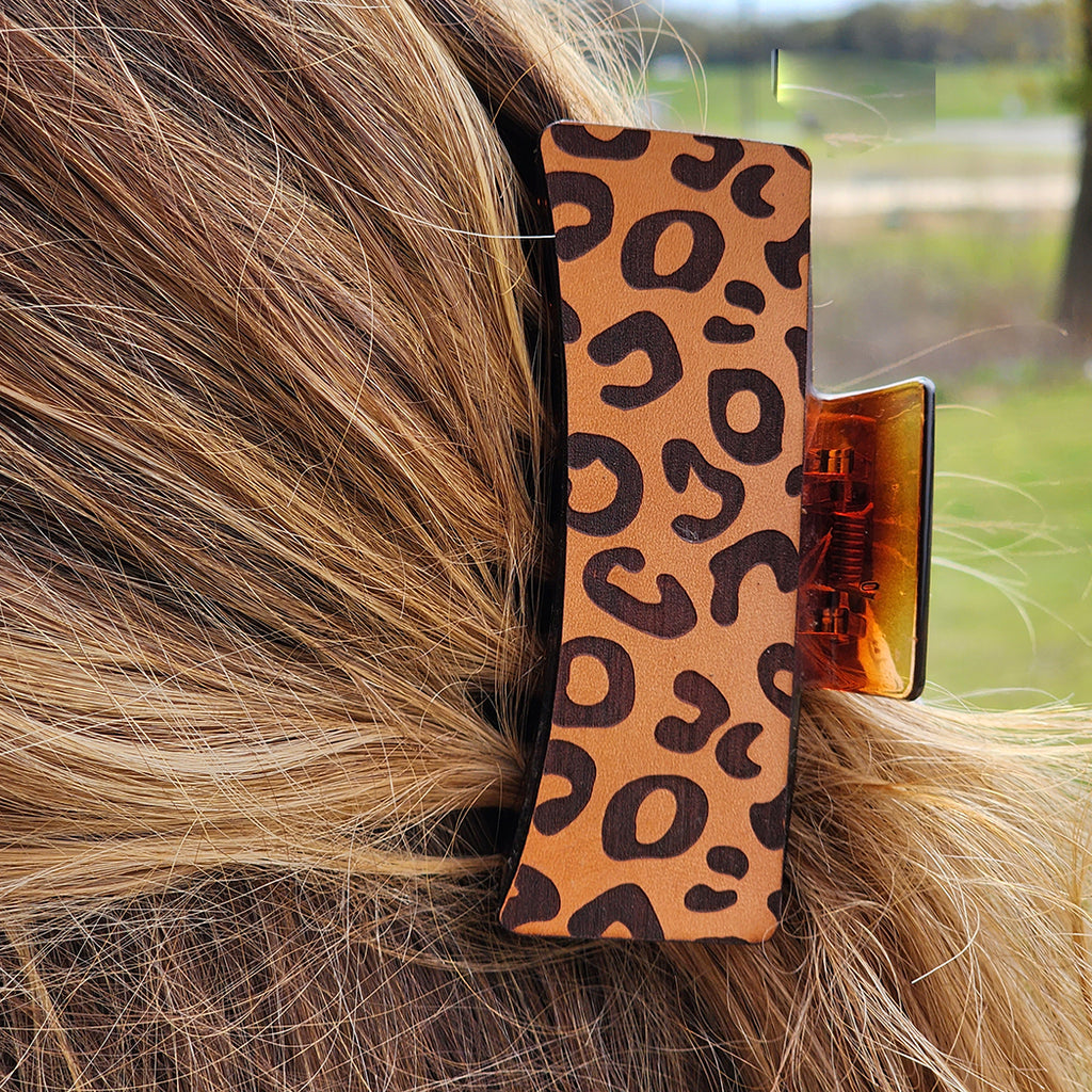 McIntire Saddlery Brown Clip with Leather Leopard