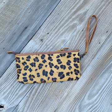 American Darling Cheetah Clutch