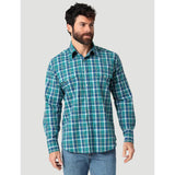 Wrangler Men's Blue and Green Plaid Shirt