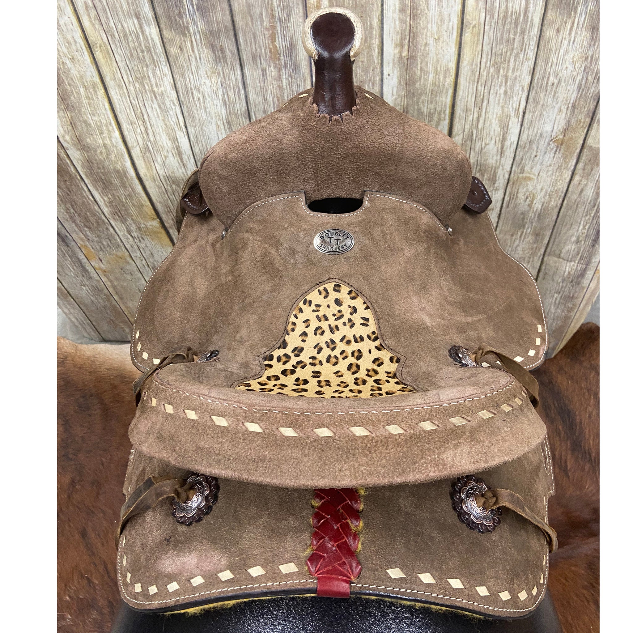 Double T 13 Inch Cheetah Roughout Saddle