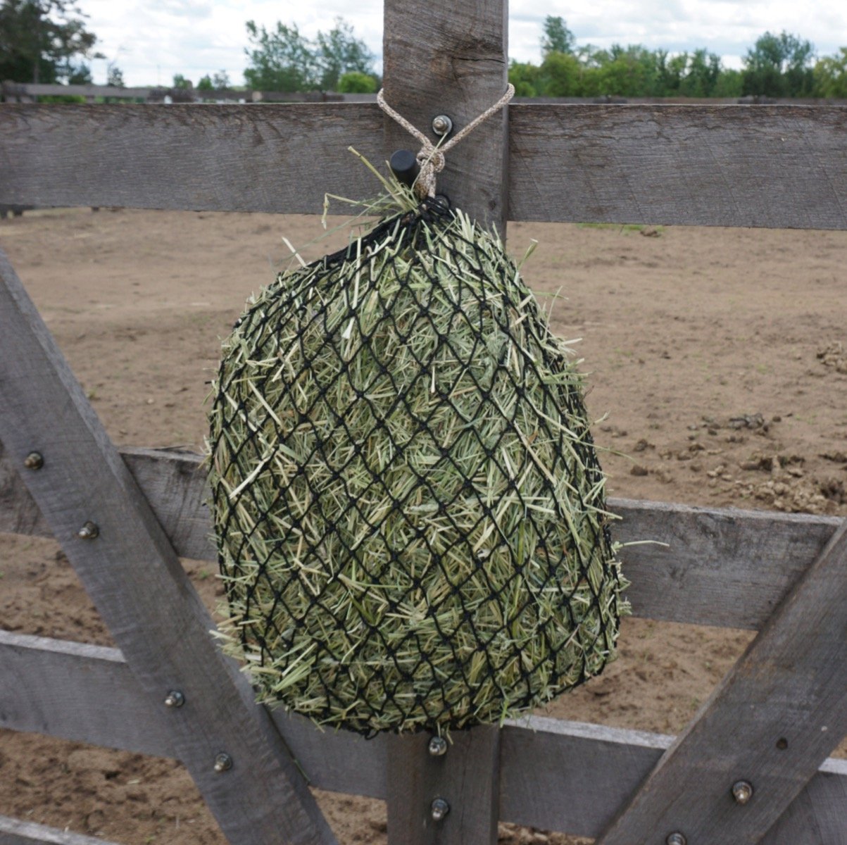 Hay Chix Half Bale Slow Feed Hay Net – New Rope Colors, Made In USA
